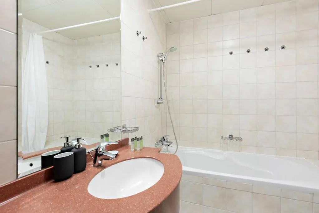 Stonetree - New Furnished 1Br In V3 Tower Apartment Dubai 0*,